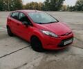 Красный Форд Фиеста, объемом двигателя 1.2 л и пробегом 220 тыс. км за 5150 $, фото 1 на Automoto.ua