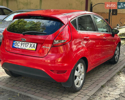 Форд Фиеста 2011 в Львове на Automoto.ua Красный Форд Фиеста, объемом двигателя 1.39 л и пробегом 118 тыс. км за 6800 $, фото 4 на Automoto.ua