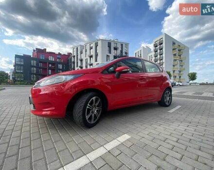 Красный Форд Фиеста, объемом двигателя 1.4 л и пробегом 132 тыс. км за 6830 $, фото 16 на Automoto.ua