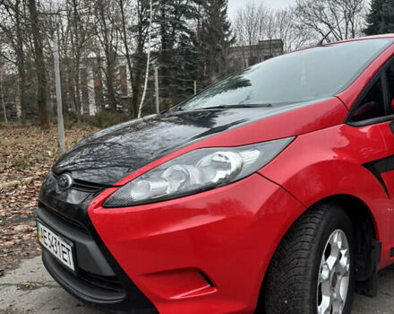 Червоний Форд Фієста, об'ємом двигуна 1.24 л та пробігом 148 тис. км за 5500 $, фото 6 на Automoto.ua