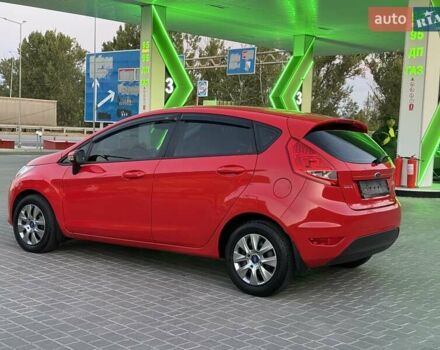 Красный Форд Фиеста, объемом двигателя 1.4 л и пробегом 153 тыс. км за 7500 $, фото 6 на Automoto.ua