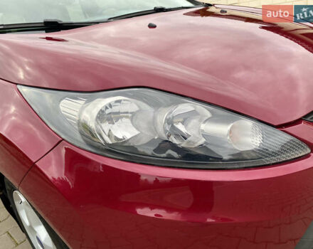 Красный Форд Фиеста, объемом двигателя 1.4 л и пробегом 65 тыс. км за 8300 $, фото 8 на Automoto.ua