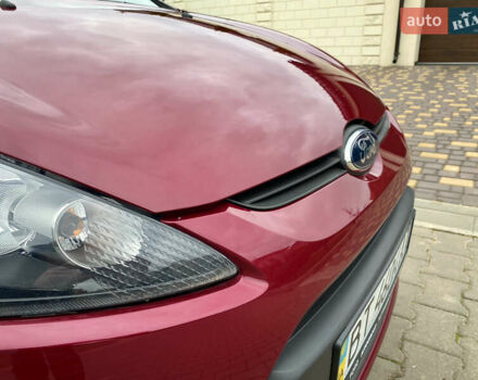 Красный Форд Фиеста, объемом двигателя 1.4 л и пробегом 65 тыс. км за 8300 $, фото 9 на Automoto.ua