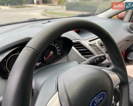 Красный Форд Фиеста, объемом двигателя 1.4 л и пробегом 65 тыс. км за 8300 $, фото 55 на Automoto.ua