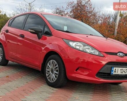 Форд Фиеста 2011 в Белой Церкве на Automoto.ua Красный Форд Фиеста, объемом двигателя 1.2 л и пробегом 239 тыс. км за 5400 $, фото 13 на Automoto.ua