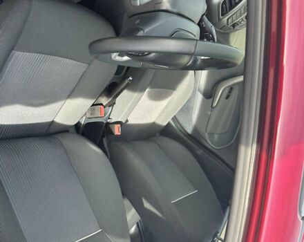 Форд Фиеста 2011 в Одессе на Automoto.ua Красный Форд Фиеста, объемом двигателя 1.4 л и пробегом 65 тыс. км за 7300 $, фото 37 на Automoto.ua