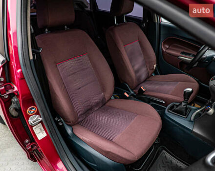 Красный Форд Фиеста, объемом двигателя 1.2 л и пробегом 186 тыс. км за 5664 $, фото 17 на Automoto.ua