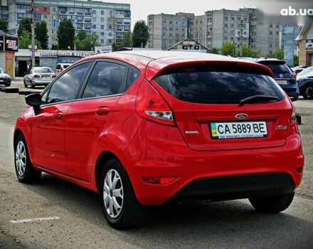 Червоний Форд Фієста, об'ємом двигуна 1.4 л та пробігом 141 тис. км за 7400 $, фото 3 на Automoto.ua
