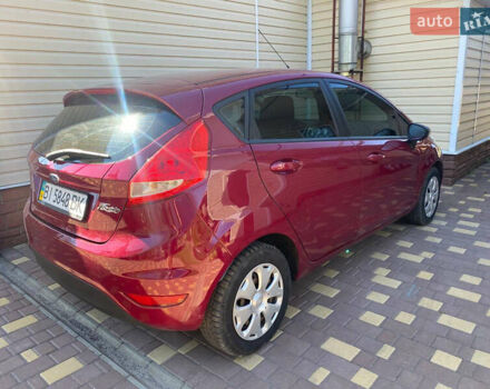 Форд Фиеста 2011 в Кременчуге на Automoto.ua Красный Форд Фиеста, объемом двигателя 1.4 л и пробегом 114 тыс. км за 7800 $, фото 5 на Automoto.ua