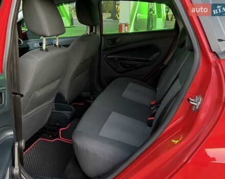 Красный Форд Фиеста, объемом двигателя 1.4 л и пробегом 153 тыс. км за 7500 $, фото 10 на Automoto.ua