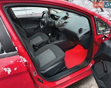 Красный Форд Фиеста, объемом двигателя 1.24 л и пробегом 227 тыс. км за 4450 $, фото 4 на Automoto.ua
