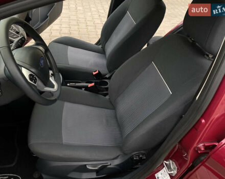 Красный Форд Фиеста, объемом двигателя 1.4 л и пробегом 65 тыс. км за 8300 $, фото 52 на Automoto.ua