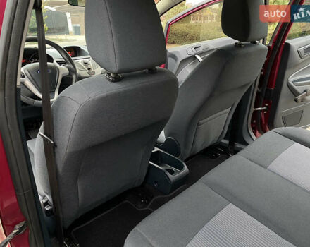 Красный Форд Фиеста, объемом двигателя 1.4 л и пробегом 65 тыс. км за 8300 $, фото 72 на Automoto.ua