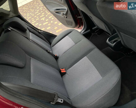 Красный Форд Фиеста, объемом двигателя 1.4 л и пробегом 65 тыс. км за 8300 $, фото 75 на Automoto.ua