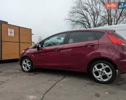 Червоний Форд Фієста, об'ємом двигуна 1.4 л та пробігом 134 тис. км за 5750 $, фото 1 на Automoto.ua