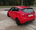 Красный Форд Фиеста, объемом двигателя 1.2 л и пробегом 220 тыс. км за 5150 $, фото 4 на Automoto.ua