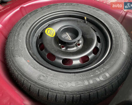 Красный Форд Фиеста, объемом двигателя 1.4 л и пробегом 65 тыс. км за 8300 $, фото 92 на Automoto.ua