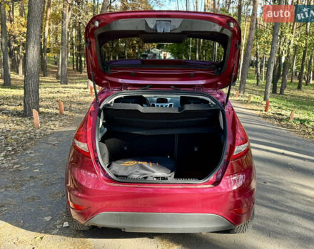 Форд Фиеста 2011 в Киеве на Automoto.ua Красный Форд Фиеста, объемом двигателя 1.4 л и пробегом 157 тыс. км за 6600 $, фото 28 на Automoto.ua