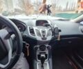 Красный Форд Фиеста, объемом двигателя 1.39 л и пробегом 131 тыс. км за 7900 $, фото 5 на Automoto.ua