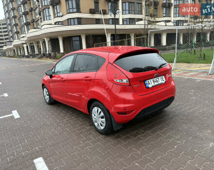 Красный Форд Фиеста, объемом двигателя 1.39 л и пробегом 103 тыс. км за 7500 $, фото 5 на Automoto.ua