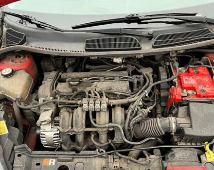 Красный Форд Фиеста, объемом двигателя 1.25 л и пробегом 213 тыс. км за 4850 $, фото 13 на Automoto.ua