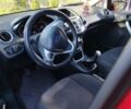 Красный Форд Фиеста, объемом двигателя 1.4 л и пробегом 131 тыс. км за 6900 $, фото 2 на Automoto.ua