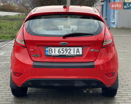 Красный Форд Фиеста, объемом двигателя 1.6 л и пробегом 237 тыс. км за 6500 $, фото 13 на Automoto.ua