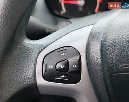 Форд Фієста 2012 у Харкові на Automoto.ua Червоний Форд Фієста, об'ємом двигуна 1.2 л та пробігом 109 тис. км за 5790 $, фото 19 на Automoto.ua