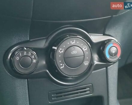 Форд Фієста 2012 у Харкові на Automoto.ua Червоний Форд Фієста, об'ємом двигуна 1.2 л та пробігом 109 тис. км за 5790 $, фото 21 на Automoto.ua