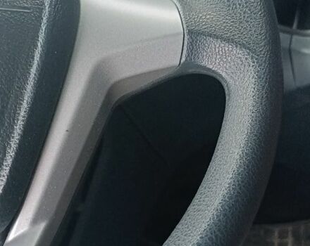 Красный Форд Фиеста, объемом двигателя 1.24 л и пробегом 26 тыс. км за 6500 $, фото 8 на Automoto.ua