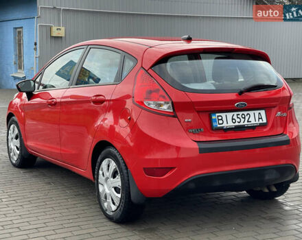 Красный Форд Фиеста, объемом двигателя 1.6 л и пробегом 237 тыс. км за 6500 $, фото 15 на Automoto.ua