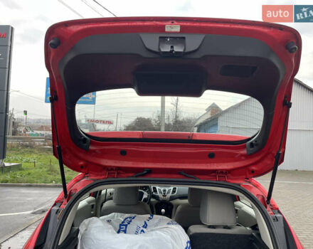 Красный Форд Фиеста, объемом двигателя 1.6 л и пробегом 237 тыс. км за 6500 $, фото 22 на Automoto.ua