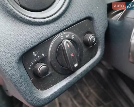 Форд Фієста 2012 у Харкові на Automoto.ua Червоний Форд Фієста, об'ємом двигуна 1.2 л та пробігом 109 тис. км за 5790 $, фото 17 на Automoto.ua