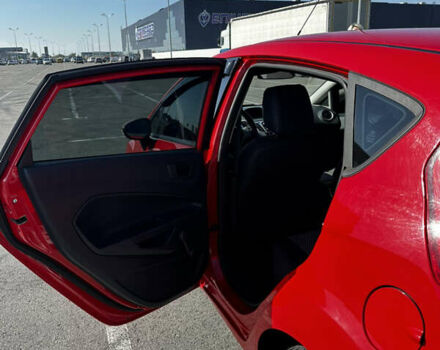 Красный Форд Фиеста, объемом двигателя 1.4 л и пробегом 200 тыс. км за 5900 $, фото 16 на Automoto.ua