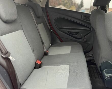 Форд Фиеста 2012 в Лубнах на Automoto.ua Красный Форд Фиеста, объемом двигателя 1.2 л и пробегом 211 тыс. км за 4399 $, фото 20 на Automoto.ua