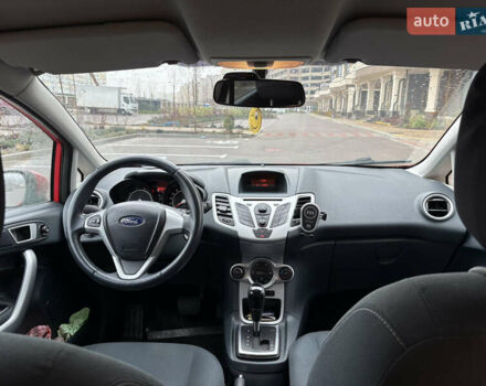 Красный Форд Фиеста, объемом двигателя 1.39 л и пробегом 103 тыс. км за 7500 $, фото 12 на Automoto.ua