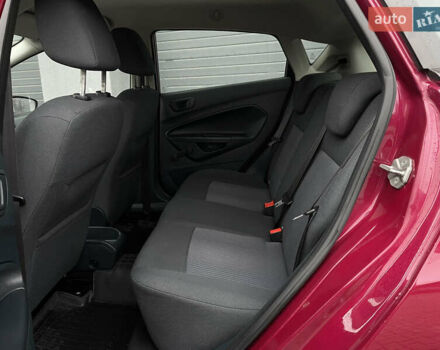 Червоний Форд Фієста, об'ємом двигуна 1.4 л та пробігом 119 тис. км за 7650 $, фото 23 на Automoto.ua