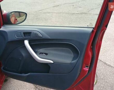Красный Форд Фиеста, объемом двигателя 1.39 л и пробегом 118 тыс. км за 7000 $, фото 44 на Automoto.ua