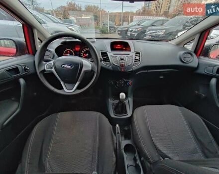 Красный Форд Фиеста, объемом двигателя 1.2 л и пробегом 109 тыс. км за 5790 $, фото 23 на Automoto.ua