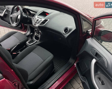 Червоний Форд Фієста, об'ємом двигуна 1.4 л та пробігом 119 тис. км за 7650 $, фото 27 на Automoto.ua