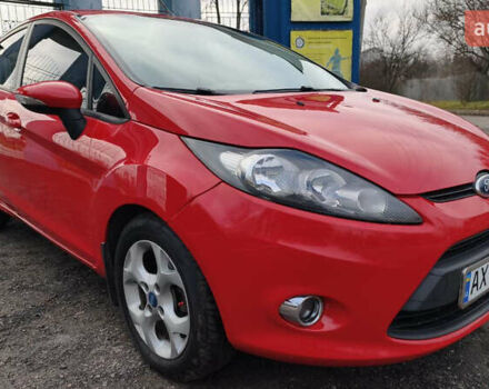Красный Форд Фиеста, объемом двигателя 1.4 л и пробегом 193 тыс. км за 7500 $, фото 12 на Automoto.ua