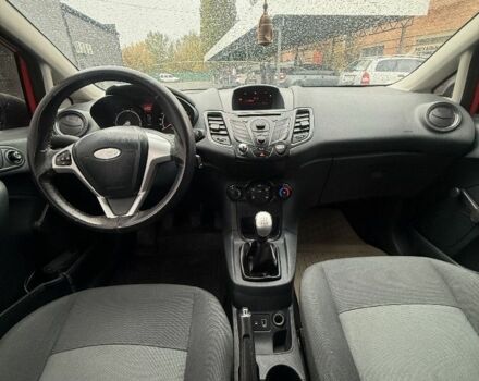 Форд Фиеста 2012 в Лубнах на Automoto.ua Красный Форд Фиеста, объемом двигателя 1.2 л и пробегом 211 тыс. км за 4399 $, фото 17 на Automoto.ua