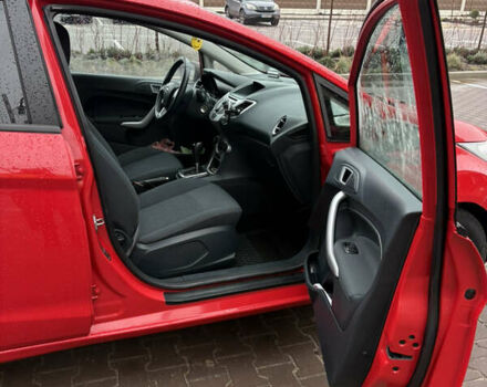 Красный Форд Фиеста, объемом двигателя 1.39 л и пробегом 103 тыс. км за 7500 $, фото 10 на Automoto.ua