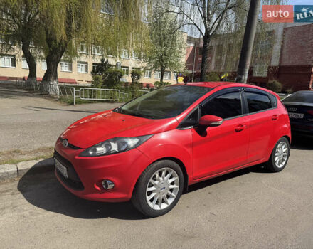 Красный Форд Фиеста, объемом двигателя 1.39 л и пробегом 134 тыс. км за 7500 $, фото 1 на Automoto.ua