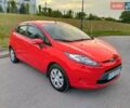 Красный Форд Фиеста, объемом двигателя 1.4 л и пробегом 125 тыс. км за 7000 $, фото 1 на Automoto.ua