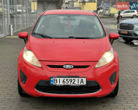 Красный Форд Фиеста, объемом двигателя 1.6 л и пробегом 237 тыс. км за 6500 $, фото 6 на Automoto.ua