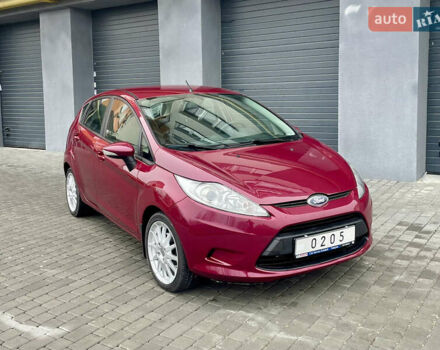 Червоний Форд Фієста, об'ємом двигуна 1.4 л та пробігом 119 тис. км за 7650 $, фото 1 на Automoto.ua