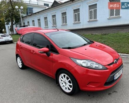Форд Фиеста 2012 в Киеве на Automoto.ua Красный Форд Фиеста, объемом двигателя 1.39 л и пробегом 104 тыс. км за 7500 $, фото 4 на Automoto.ua