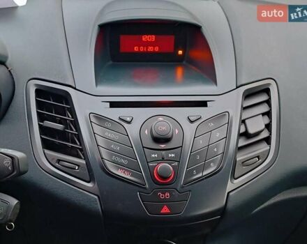 Форд Фієста 2012 у Харкові на Automoto.ua Червоний Форд Фієста, об'ємом двигуна 1.2 л та пробігом 109 тис. км за 5790 $, фото 20 на Automoto.ua