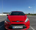 Красный Форд Фиеста, объемом двигателя 1.4 л и пробегом 200 тыс. км за 5900 $, фото 4 на Automoto.ua